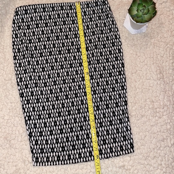 Vince Camino Pencil Women’s Skirt - Picture 5 of 7